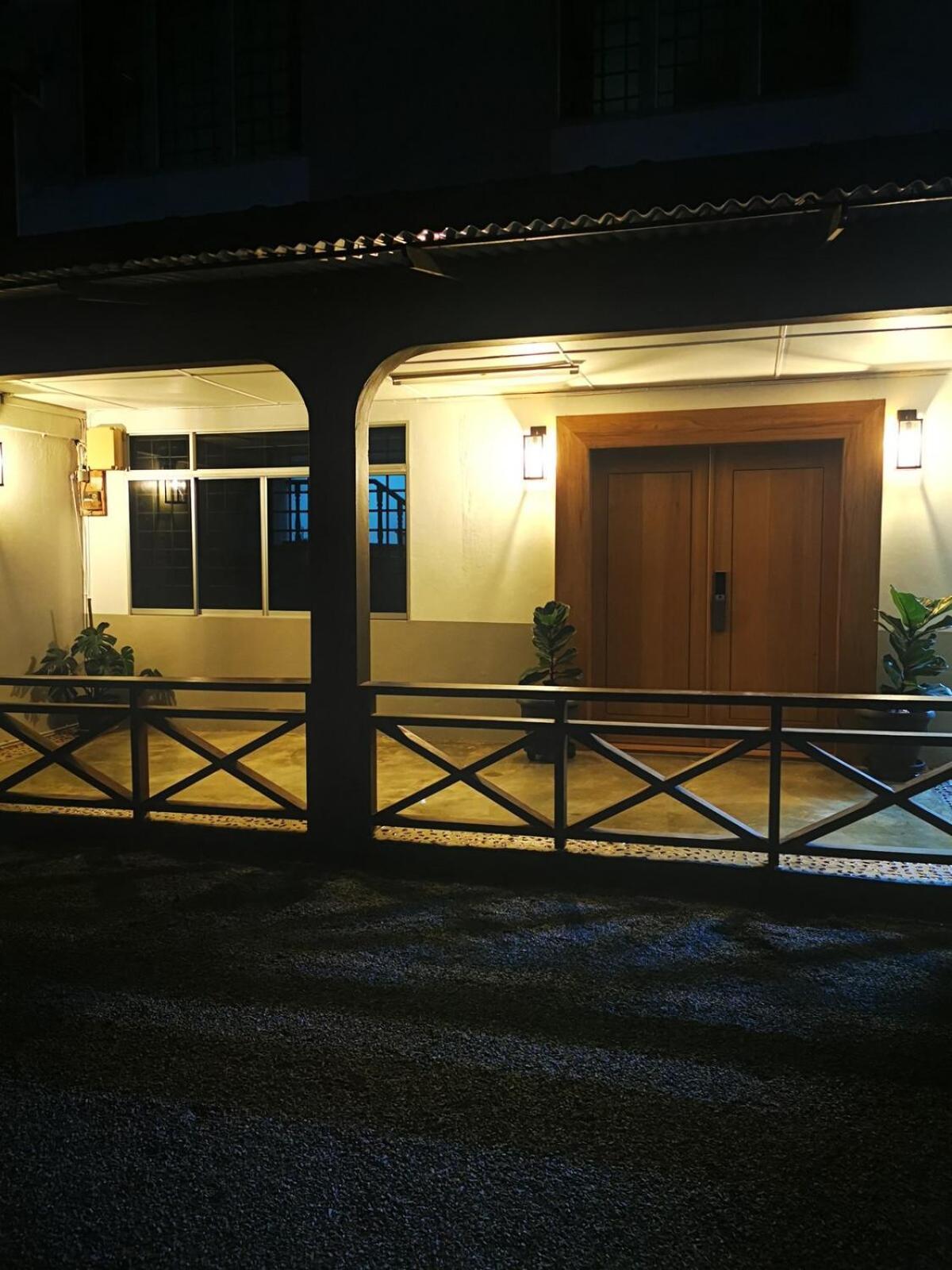 Rain Tree Homestay Bintulu Kültér fotó